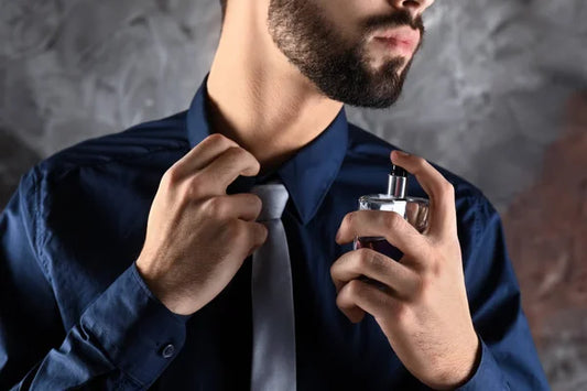Charisme et énergie : comment les parfums boisés subliment la masculinité
