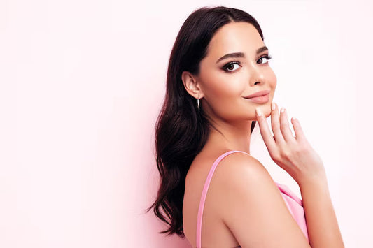 La beauté comme symbole de confiance et de royauté intérieure